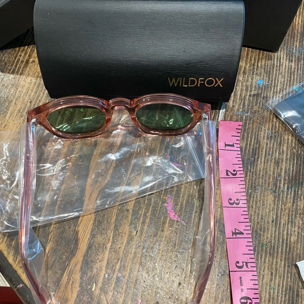WILDFOX sunglasses! Pink, in case & collectible box!! Very sturdy and so FUN🤩